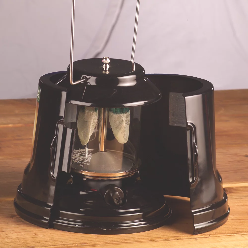 Coleman QuickPack™ 2-Mantle Propane Lantern 4 Coleman QuickPack™ 2-Mantle Propane Lantern - Image 2