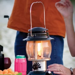 Coleman Kerosene Lantern -Coleman Sales 3000004258 BailHandle